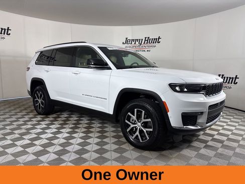 Used 2024 Jeep Grand Cherokee L Limited w/ Luxury Tech Group II image 4