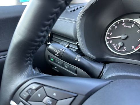 Used 2021 Nissan Sentra SV FWD image 24