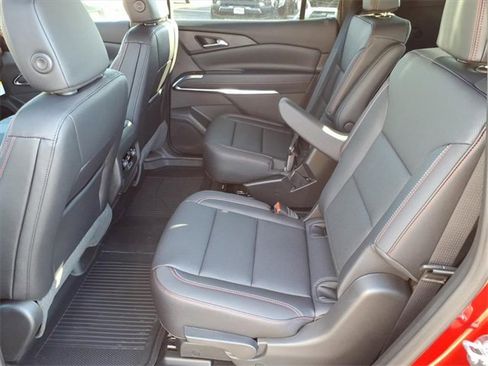 New 2026 Chevrolet Traverse Z71 image 8