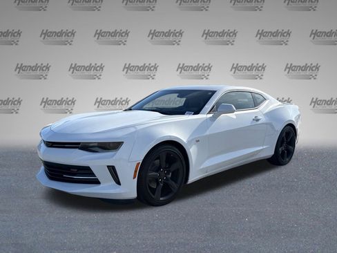 Used 2016 Chevrolet Camaro LT image 4