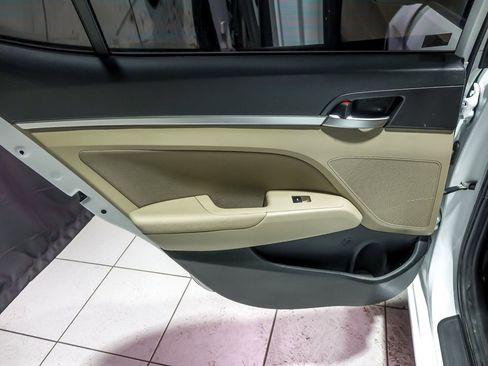 Used 2020 Hyundai Elantra Value Edition w/ Cargo Package (C1) image 28