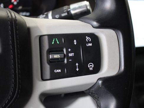 Used 2022 Land Rover Defender 110 XS Edition image 22