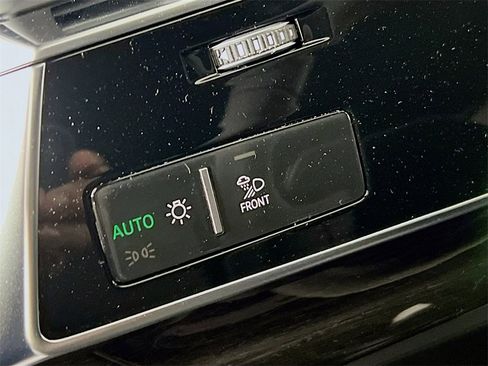 New 2026 Audi Q8 Premium Plus image 10