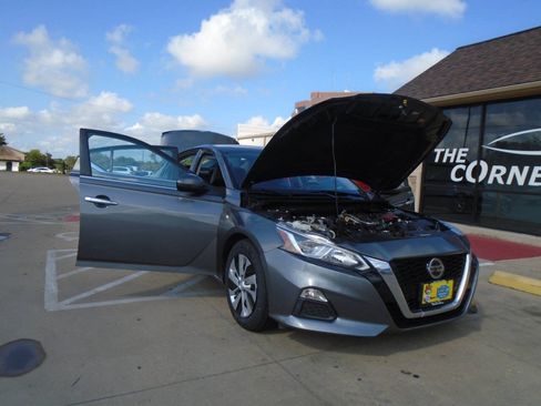 Used 2021 Nissan Altima 2.5 S FWD image 20