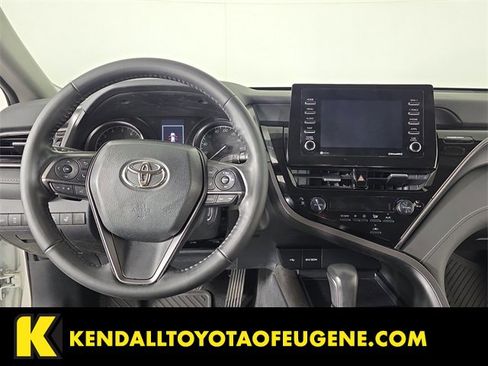 Certified 2023 Toyota Camry SE image 9