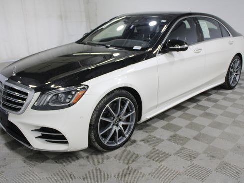 Used 2020 Mercedes-Benz S 560 Sedan image 30