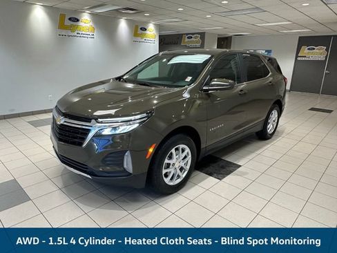 Used 2024 Chevrolet Equinox LT AWD/4WD image 2