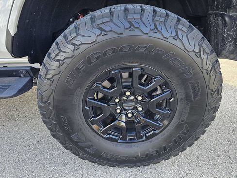 Used 2024 Ford Bronco Raptor w/ Interior Carbon Fiber Pack 6 image 23