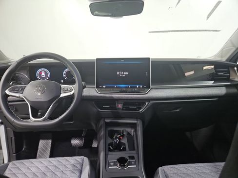 New 2026 Volkswagen Tiguan S AWD/4WD image 17