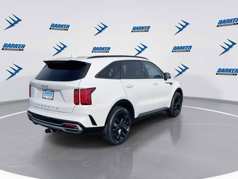 Used 2022 Kia Sorento SX image 8