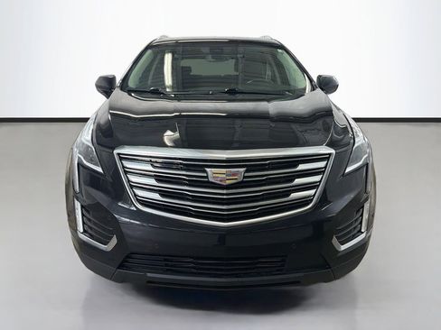 Used 2019 Cadillac XT5 Premium Luxury w/ Driver Assist Package AWD/4WD image 3