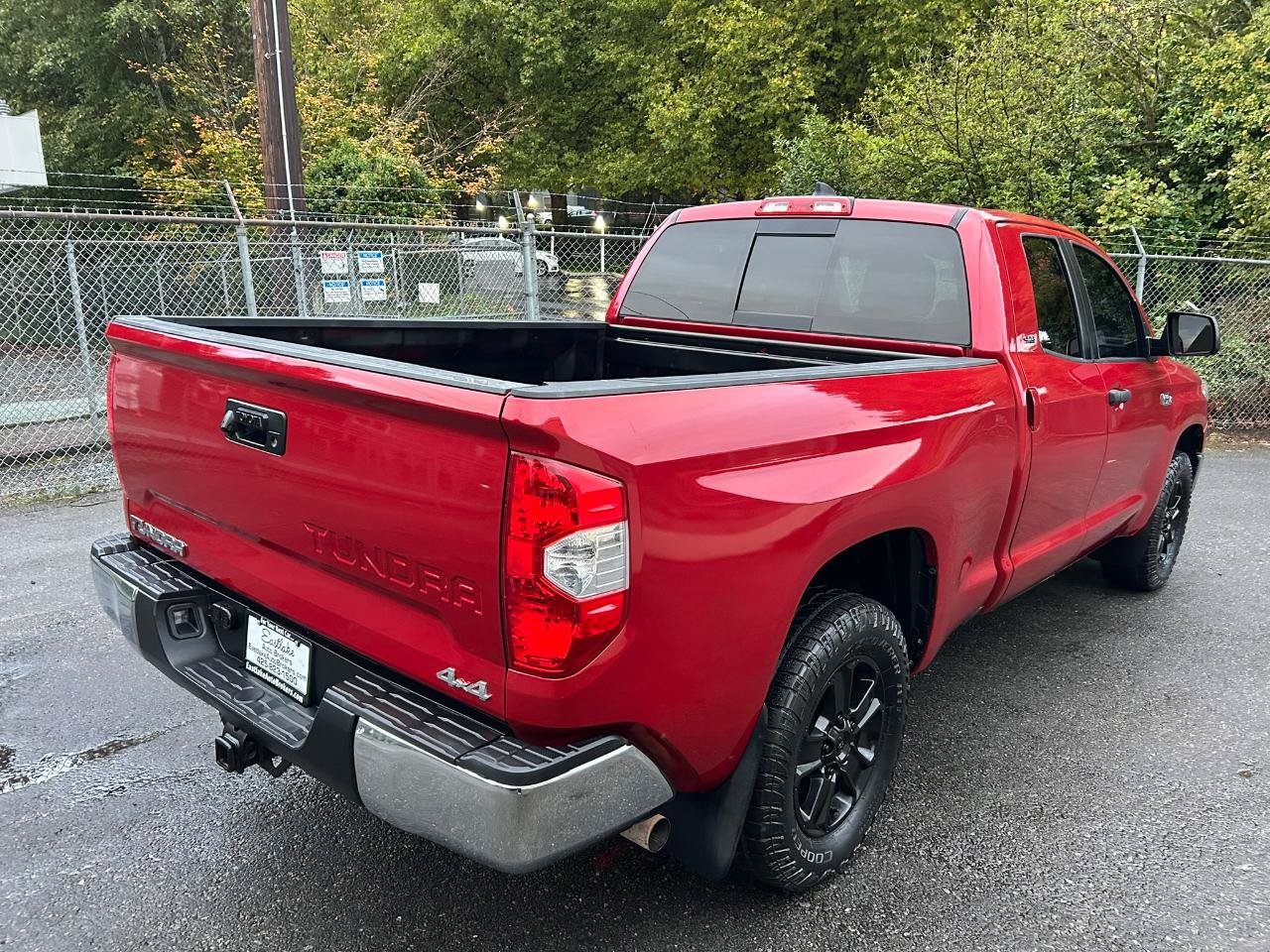 Used 2021 Toyota Tundra SR5 w/ SR5 Upgrade Package AWD/4WD image 5