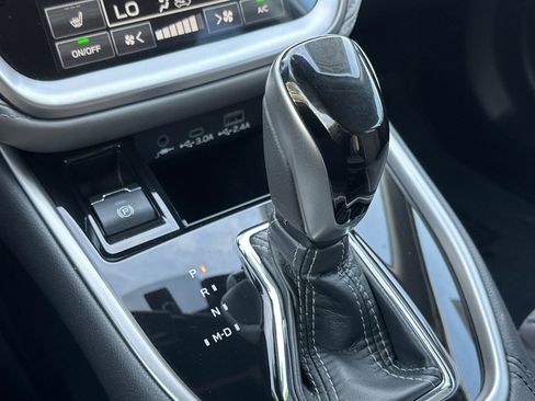 Certified 2025 Subaru Outback Premium image 24