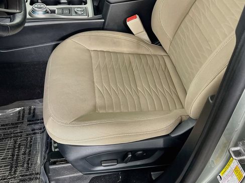Used 2020 Ford Explorer XLT w/ Cold Weather Package AWD/4WD image 18