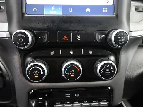 Used 2024 RAM 2500 Big Horn image 26