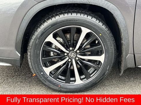 Used 2022 Toyota Highlander XSE AWD/4WD image 10