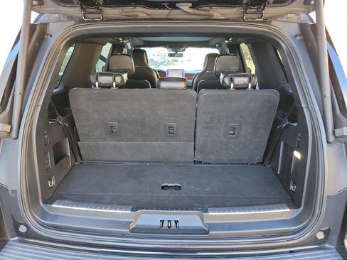 Used 2020 Lincoln Navigator Reserve image 25