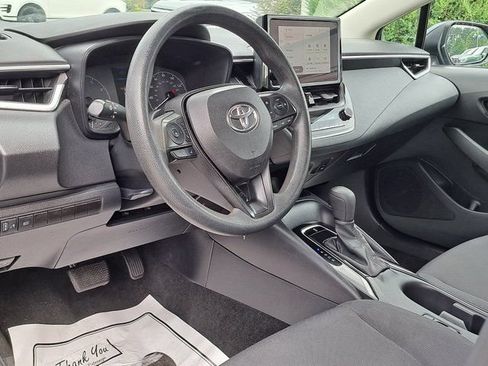 Used 2023 Toyota Corolla LE FWD image 8