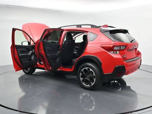 Used 2021 Subaru Crosstrek 2.0i Premium w/ Moonroof Package AWD/4WD image 39