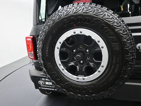 Used 2026 Ford Bronco 2-Door w/ Sasquatch Package AWD/4WD image 42