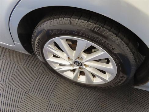 Used 2023 Toyota Camry LE FWD image 7