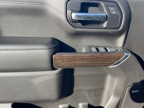 Used 2020 GMC Sierra 1500 Elevation w/ Elevation Value Package image 10