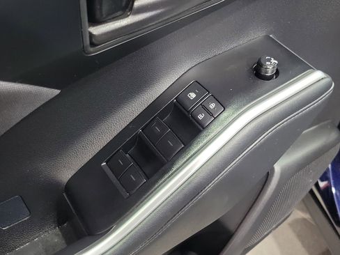 Certified 2025 Toyota Highlander LE image 18