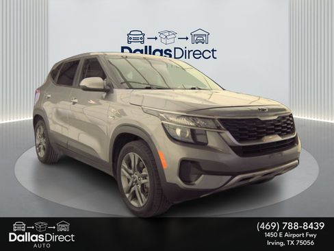 Used 2021 Kia Seltos LX image 2