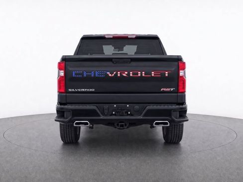 Used 2023 Chevrolet Silverado 1500 RST w/ Z71 Off-Road Package AWD/4WD image 11