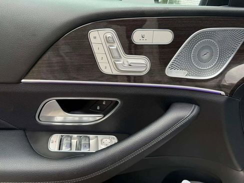 Used 2020 Mercedes-Benz GLE 350 w/ Premium Package image 30