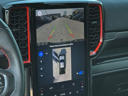 Used 2025 Ford Ranger Raptor image 13