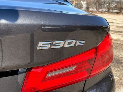 Used 2019 BMW 530e xDrive 530e xDrive iPerformance w/ Convenience Package image 23