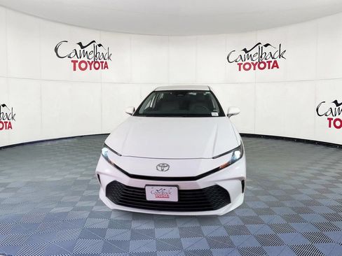 Used 2025 Toyota Camry LE FWD image 6