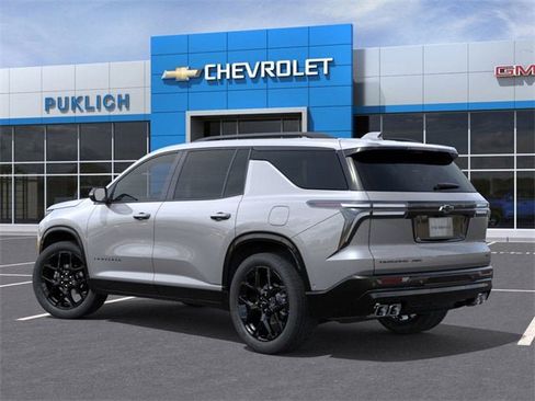 New 2026 Chevrolet Traverse RS image 3