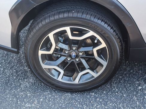 Used 2017 Subaru Crosstrek 2.0i Premium image 13