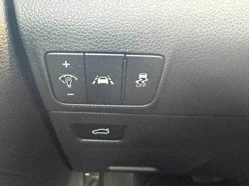Used 2022 Kia K5 LXS FWD image 17