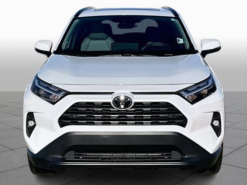 Used 2024 Toyota RAV4 XLE Premium image 4