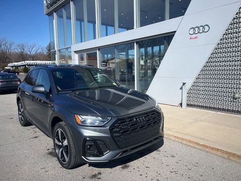 Used 2023 Audi Q5 2.0T Premium Plus w/ Premium Plus Package image 3