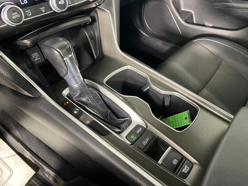 Used 2022 Honda Accord Sport image 9