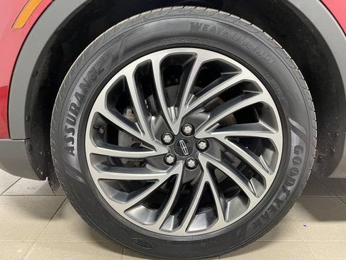 Used 2019 Lincoln Nautilus Reserve w/ Driver Assistance Package AWD/4WD image 8