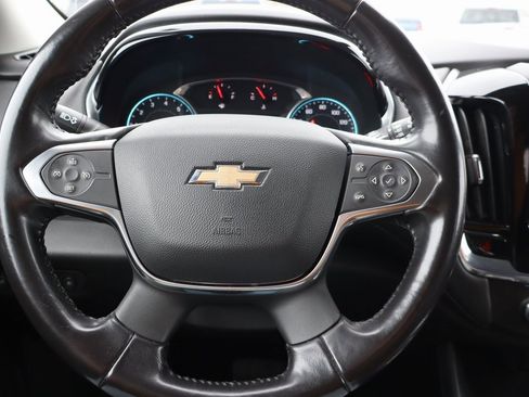 Used 2018 Chevrolet Traverse LT image 5