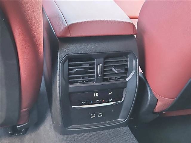 Used 2025 BMW 430i w/ Premium Package RWD image 17