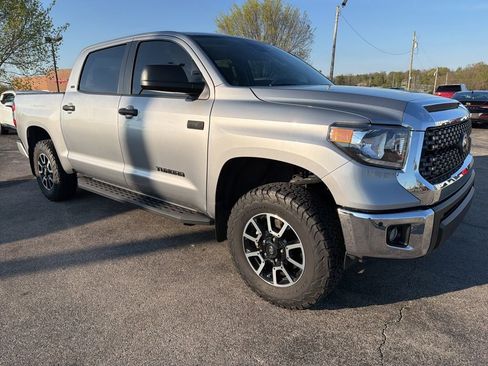 Used 2021 Toyota Tundra SR5 AWD/4WD image 2