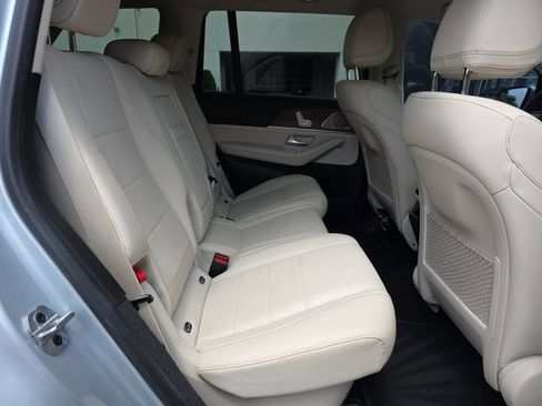 Certified 2022 Mercedes-Benz GLS 450 4MATIC image 15