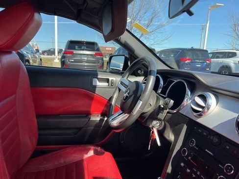 Used 2008 Ford Mustang GT image 37