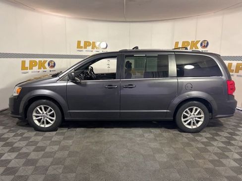 Used 2018 Dodge Grand Caravan SXT FWD image 10