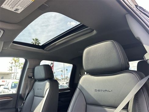New 2026 GMC Sierra 2500 Denali w/ Denali Reserve Package image 7