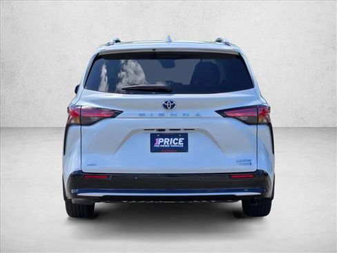 Used 2023 Toyota Sienna Limited AWD/4WD image 6
