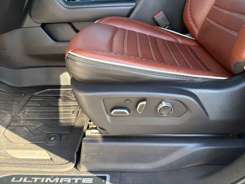 Used 2024 GMC Sierra 2500 Denali Ultimate image 15