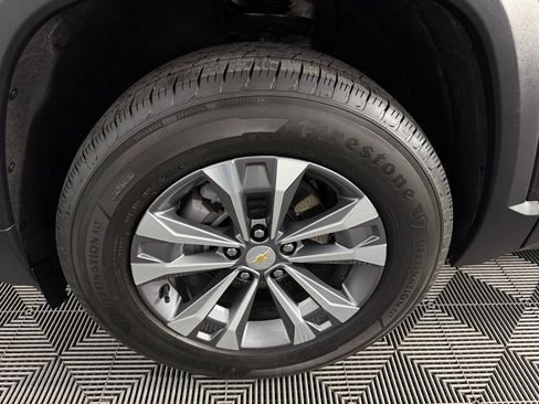 Used 2026 Chevrolet Equinox LT FWD image 12